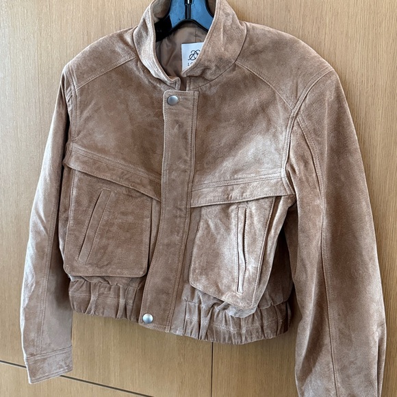 L. Cuppini The Becky Suede Cropped Jacket in Color Beige Suede Womens Size Small - Picture 11 of 15